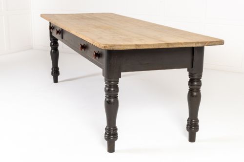EARLY 19TH CENTURY ENGLISH PINE FARMHOUSE TABLE - ADDITIONAL PHOTO 1