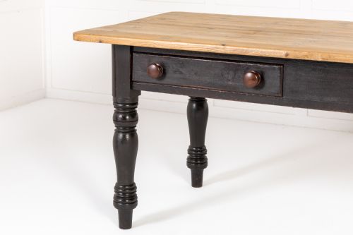 EARLY 19TH CENTURY ENGLISH PINE FARMHOUSE TABLE - ADDITIONAL PHOTO 4