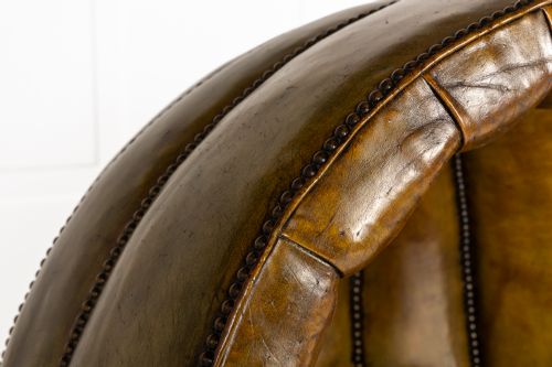 LARGE 18TH CENTURY ENGLISH LEATHER PORTERS CHAIR - ADDITIONAL PHOTO 16