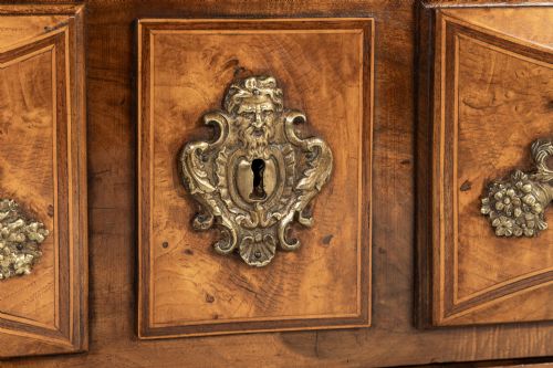18TH CENTURY FRENCH MAZARIN COMMODE - ADDITIONAL PHOTO 2