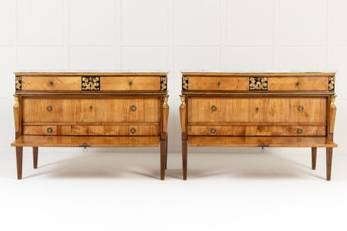 Pair of 18th Century Italian Yew and Cherrywood Commodes
