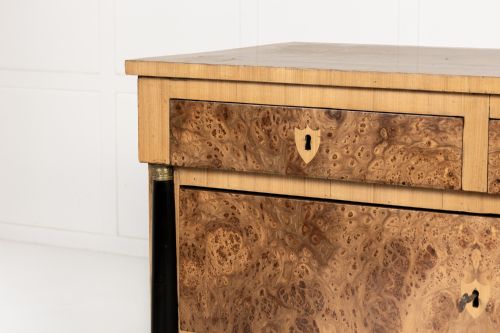 PAIR OF 19TH CENTURY FRENCH BURR ELM COMMODES - ADDITIONAL PHOTO 3