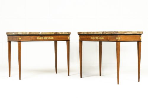 PAIR OF 18TH CENTURY ITALIAN CHERRYWOOD CONSOLES - ADDITIONAL PHOTO 6
