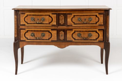 18TH CENTURY FRENCH CHERRYWOOD COMMODE - ADDITIONAL PHOTO 4