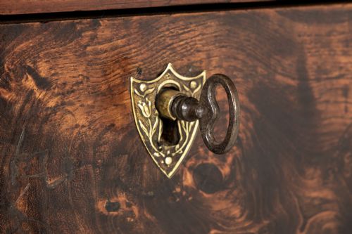 18TH CENTURY FRENCH CHERRYWOOD AND BURR ASH ENFILADE - ADDITIONAL PHOTO 7