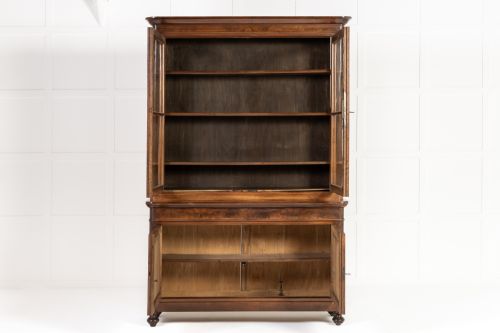 LARGE 19TH CENTURY ITALIAN WALNUT CABINETBOOKCASE - ADDITIONAL PHOTO 6