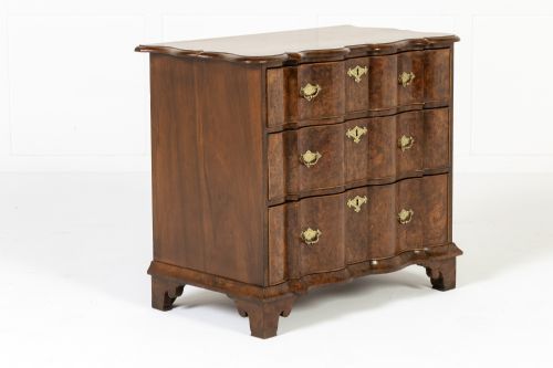 SMALL DUTCH BURR WALNUT CHEST OF DRAWERS - ADDITIONAL PHOTO 6
