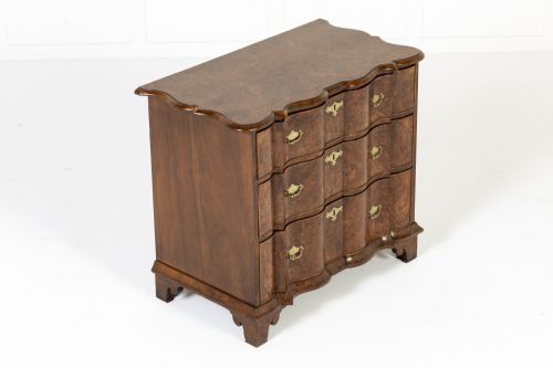 SMALL DUTCH BURR WALNUT CHEST OF DRAWERS - ADDITIONAL PHOTO 7