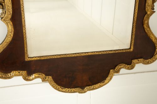 LARGE 18TH CENTURY ENGLISH WALNUT AND GILT MIRROR - ADDITIONAL PHOTO 6