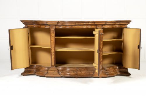 19TH CENTURY ITALIAN WALNUT SIDE CABINET - ADDITIONAL PHOTO 1