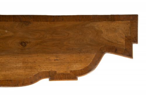 19TH CENTURY ITALIAN WALNUT SIDE CABINET - ADDITIONAL PHOTO 7