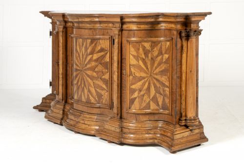19TH CENTURY ITALIAN WALNUT SIDE CABINET - ADDITIONAL PHOTO 8