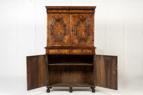 17TH CENTURY FRENCH WALNUT CABINET - ADDITIONAL PHOTO 2