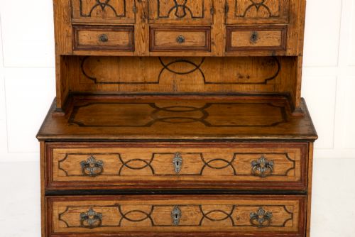 18TH CENTURY PINE CABINET WITH ORIGINAL PAINT - ADDITIONAL PHOTO 2