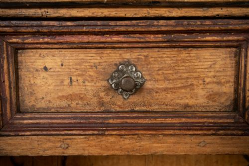 18TH CENTURY PINE CABINET WITH ORIGINAL PAINT - ADDITIONAL PHOTO 8