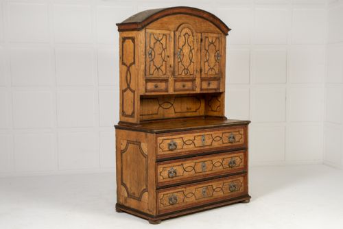 18TH CENTURY PINE CABINET WITH ORIGINAL PAINT - ADDITIONAL PHOTO 10