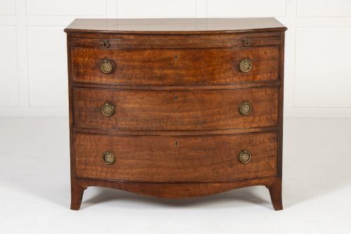 19th century mahogany english regency bow fronted chest of drawers - CATEGORY: ANTIQUE CHEST OF DRAWERS - DATED 19TH CENTURY