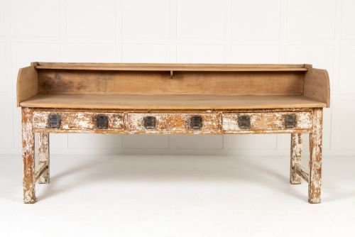 LARGE 19TH CENTURY FRENCH PINE BAKERS TABLE - ADDITIONAL PHOTO 2