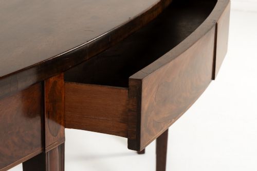 18TH CENTURY ENGLISH MAHOGANY SERVING TABLE - ADDITIONAL PHOTO 6