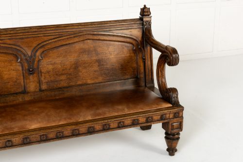 19TH CENTURY ENGLISH OAK GOTHIC BENCH - ADDITIONAL PHOTO 3