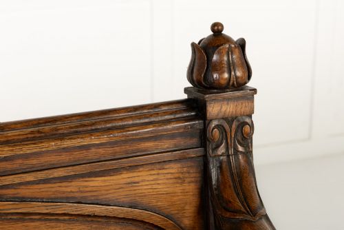 19TH CENTURY ENGLISH OAK GOTHIC BENCH - ADDITIONAL PHOTO 4