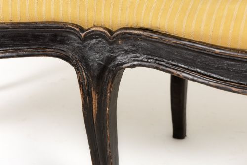 18TH CENTURY ITALIAN EBONISED SOFA - ADDITIONAL PHOTO 4