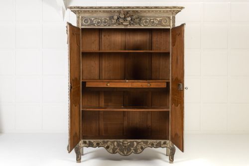 18TH CENTURY FRENCH PAINTED ARMOIRE - ADDITIONAL PHOTO 13