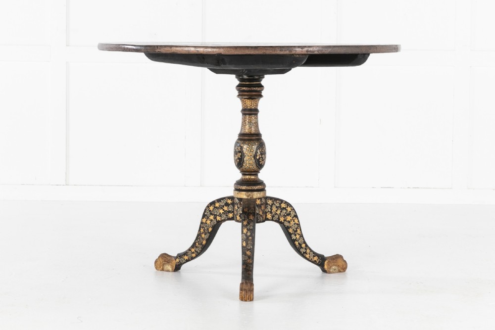 19th Century English Regency Chinese Black Lacquer and Gilt Table