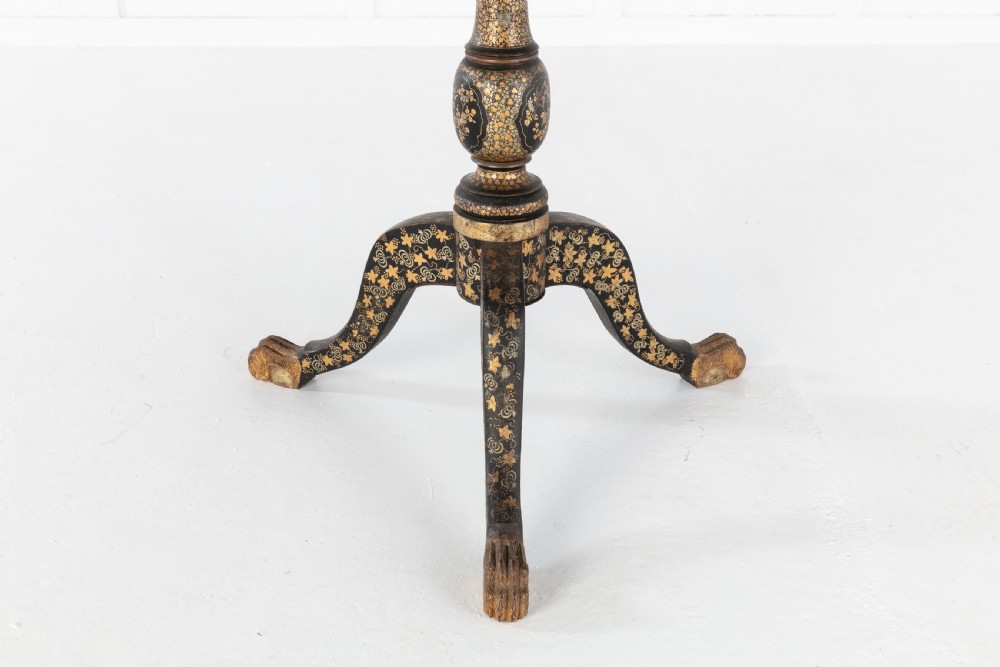 19th Century English Regency Chinese Black Lacquer and Gilt Table View II