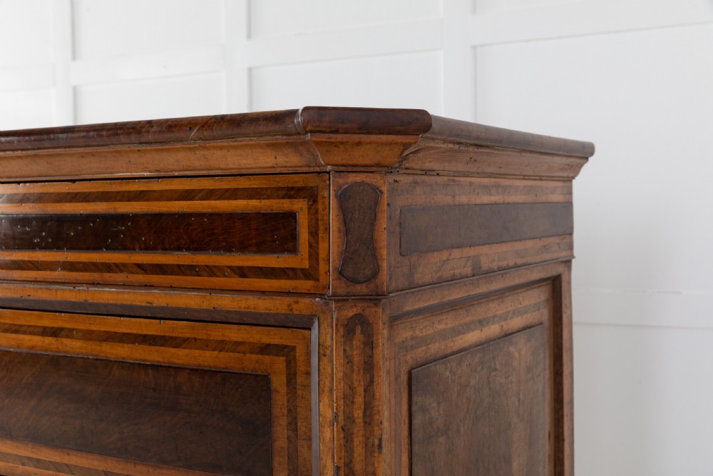 Pair of 18th Century Italian Walnut Commodes View II