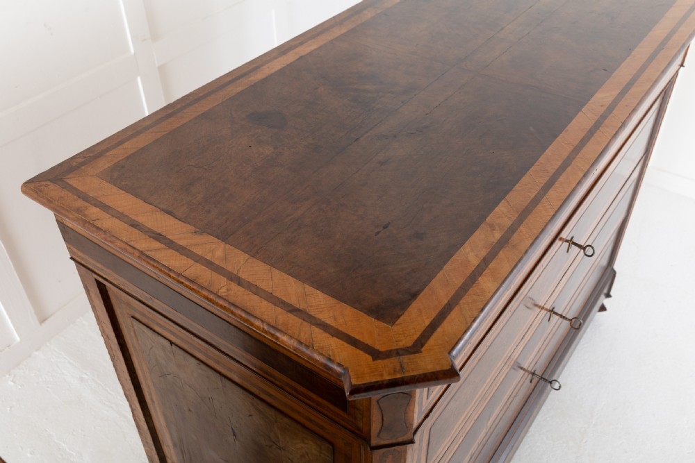 Pair of 18th Century Italian Walnut Commodes View IV