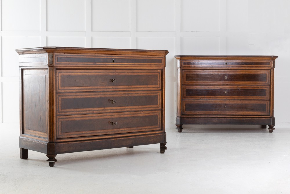 Pair of 18th Century Italian Walnut Commodes View VII