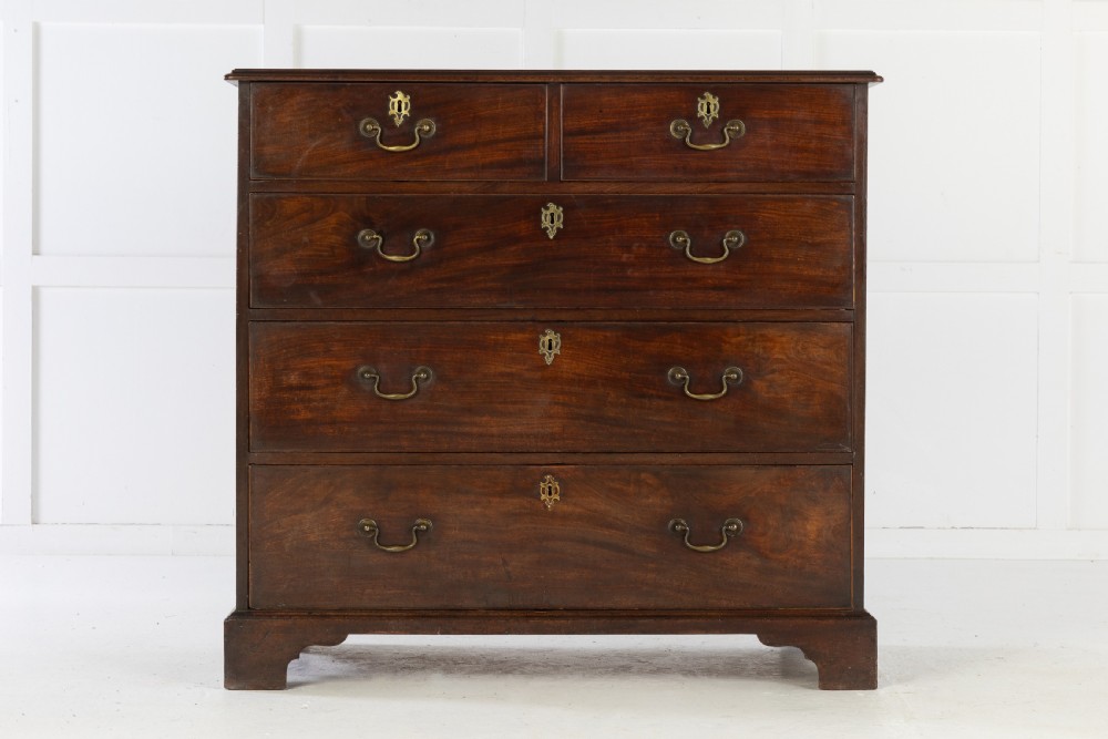 18th Century English Mahogany Chest of Drawers