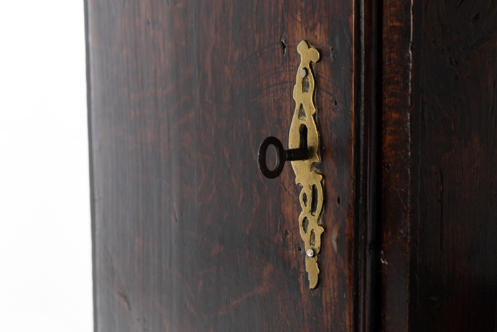 18th Century Oak Dresser with Rack View III