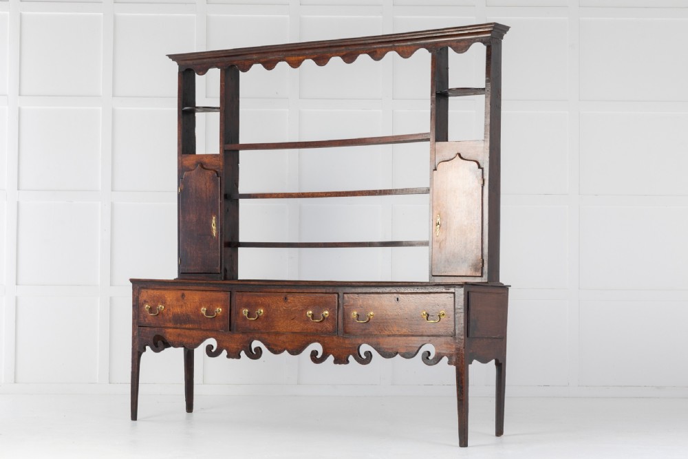 18th Century Oak Dresser with Rack View X