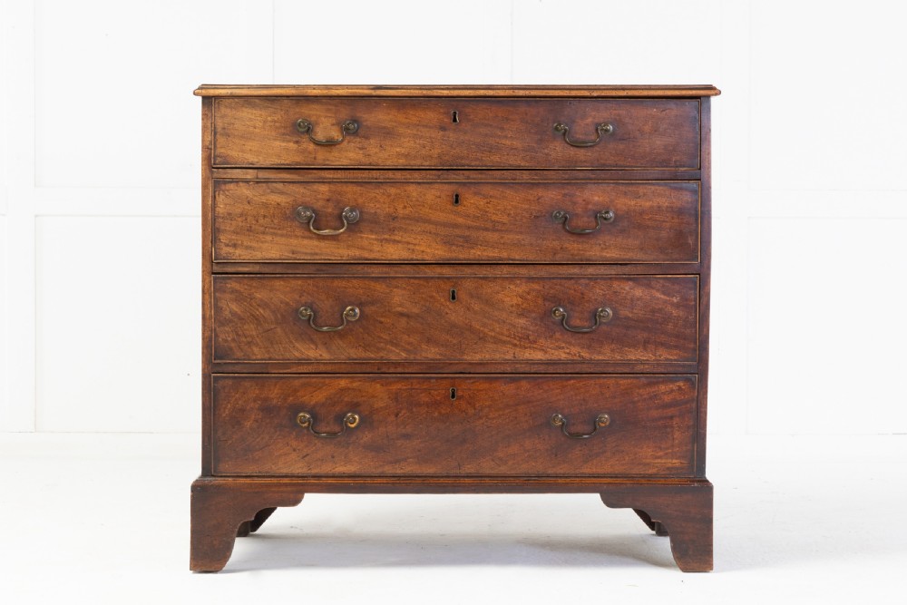 18th Century English Mahogany Chest of Drawers