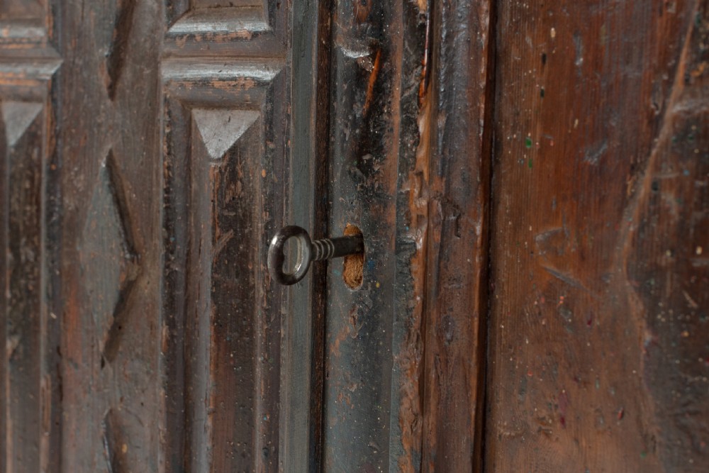 19th Century Italian Painted Pine Cabinet View IV