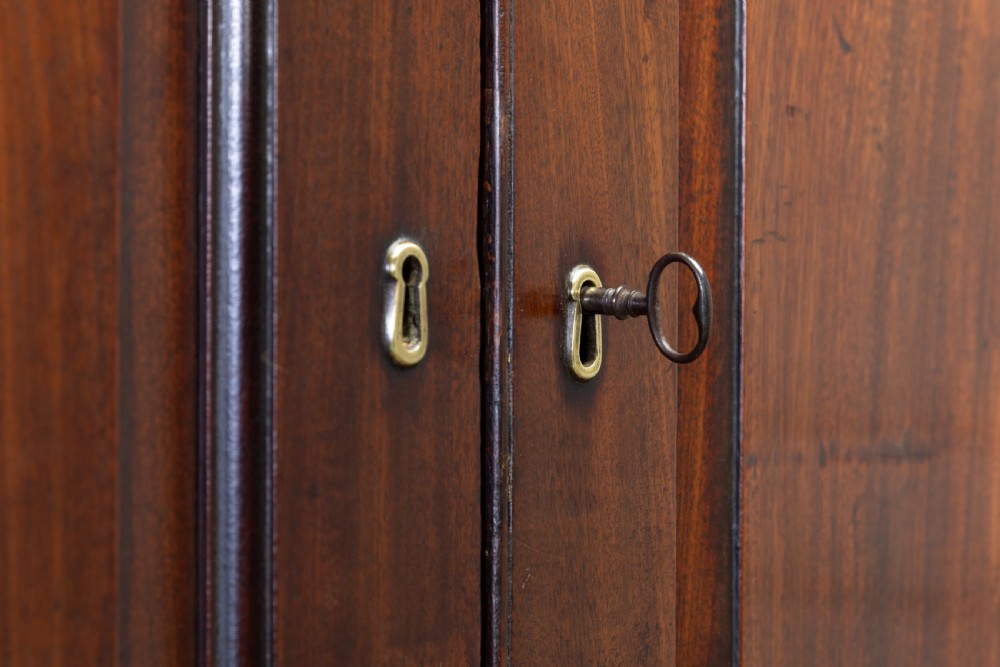 18th Century Georgian Mahogany Linen Press View V
