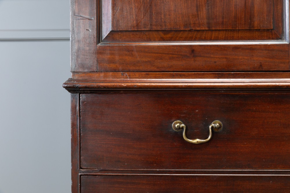 18th Century Georgian Mahogany Linen Press View X