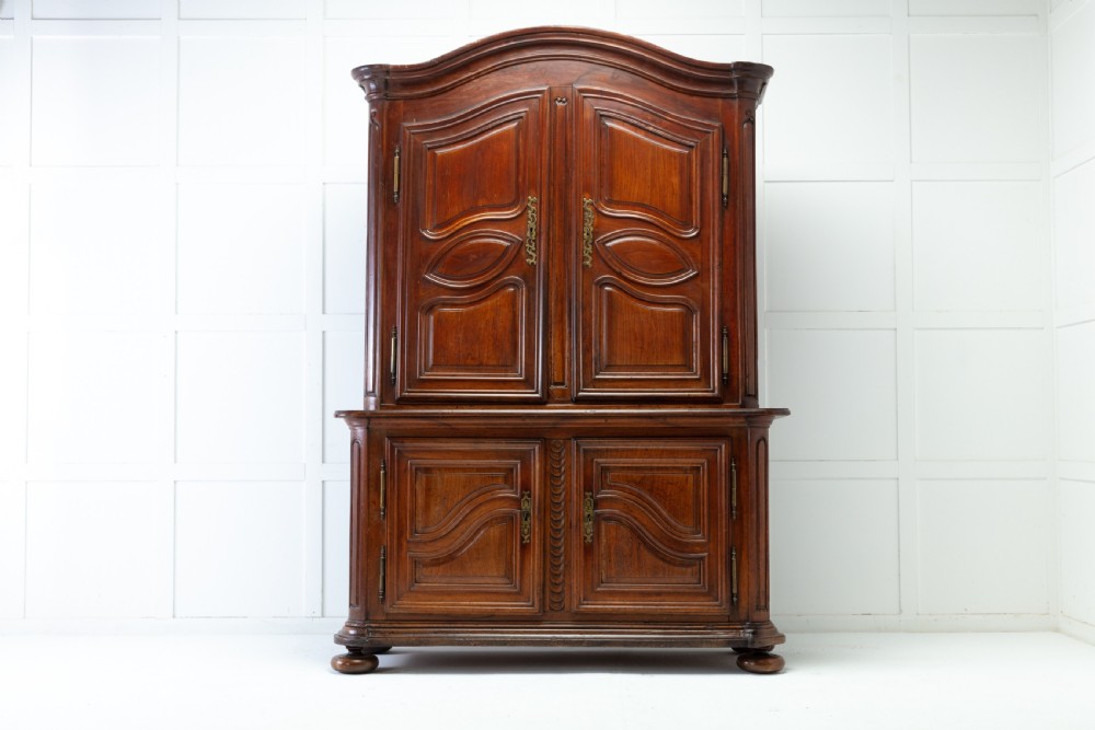 18th Century Walnut Buffet Deux Corps