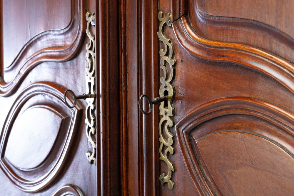 18th Century Walnut Buffet Deux Corps View IV