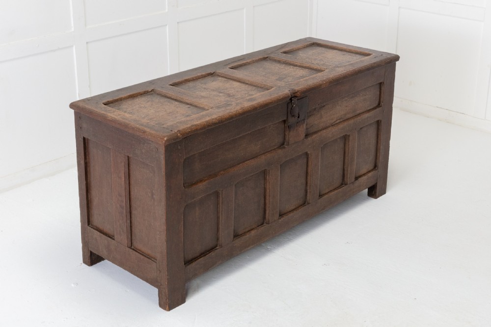 17th Century Oak Coffer View IV
