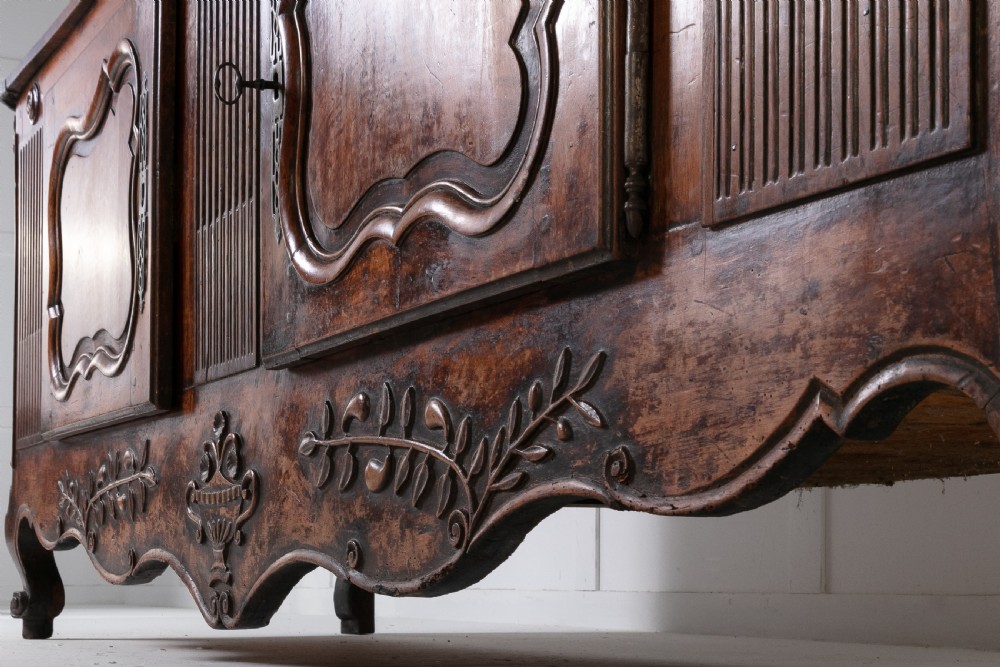 Large 18th Century French Walnut Enfilard View IV