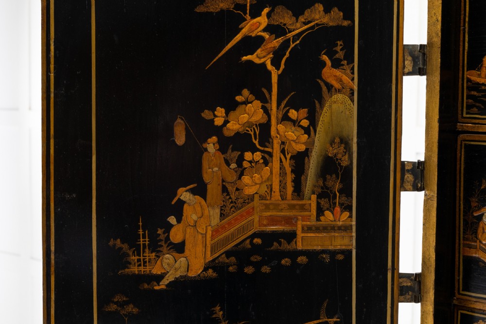 Late 17th Century Chinoiserie Cabinet on Stand View V