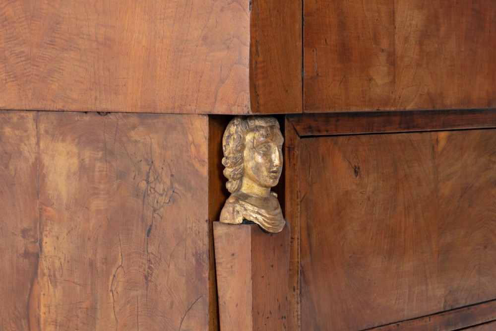 Early 19th Century Italian Walnut Commode View III