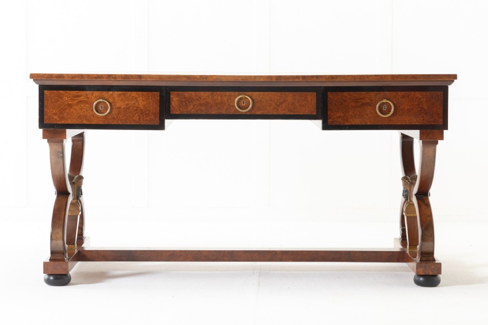 19th Century Walnut and Mahogany Bureau Plat by Mercier Frères View II