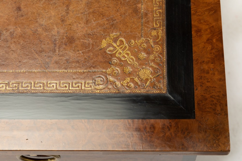 19th Century Walnut and Mahogany Bureau Plat by Mercier Frères View VII