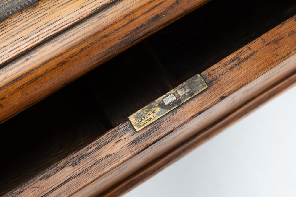 19th Century Regency Oak Gothic Desk with Leather Top View VII
