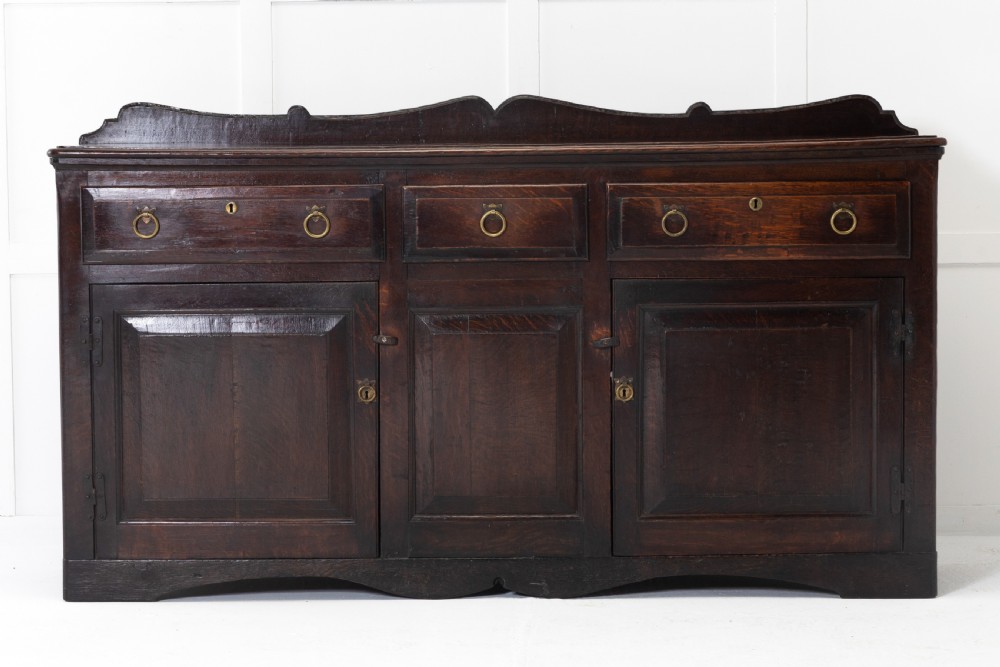 18th Century English George III Oak Dresser Base