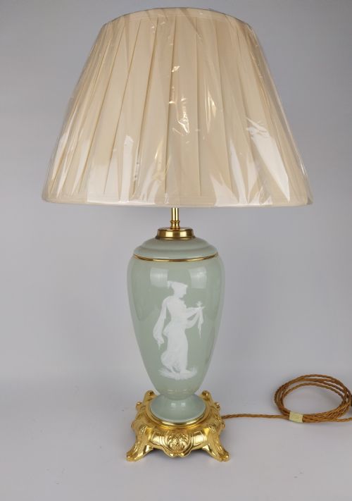Pate Sur Pate Table Lamp